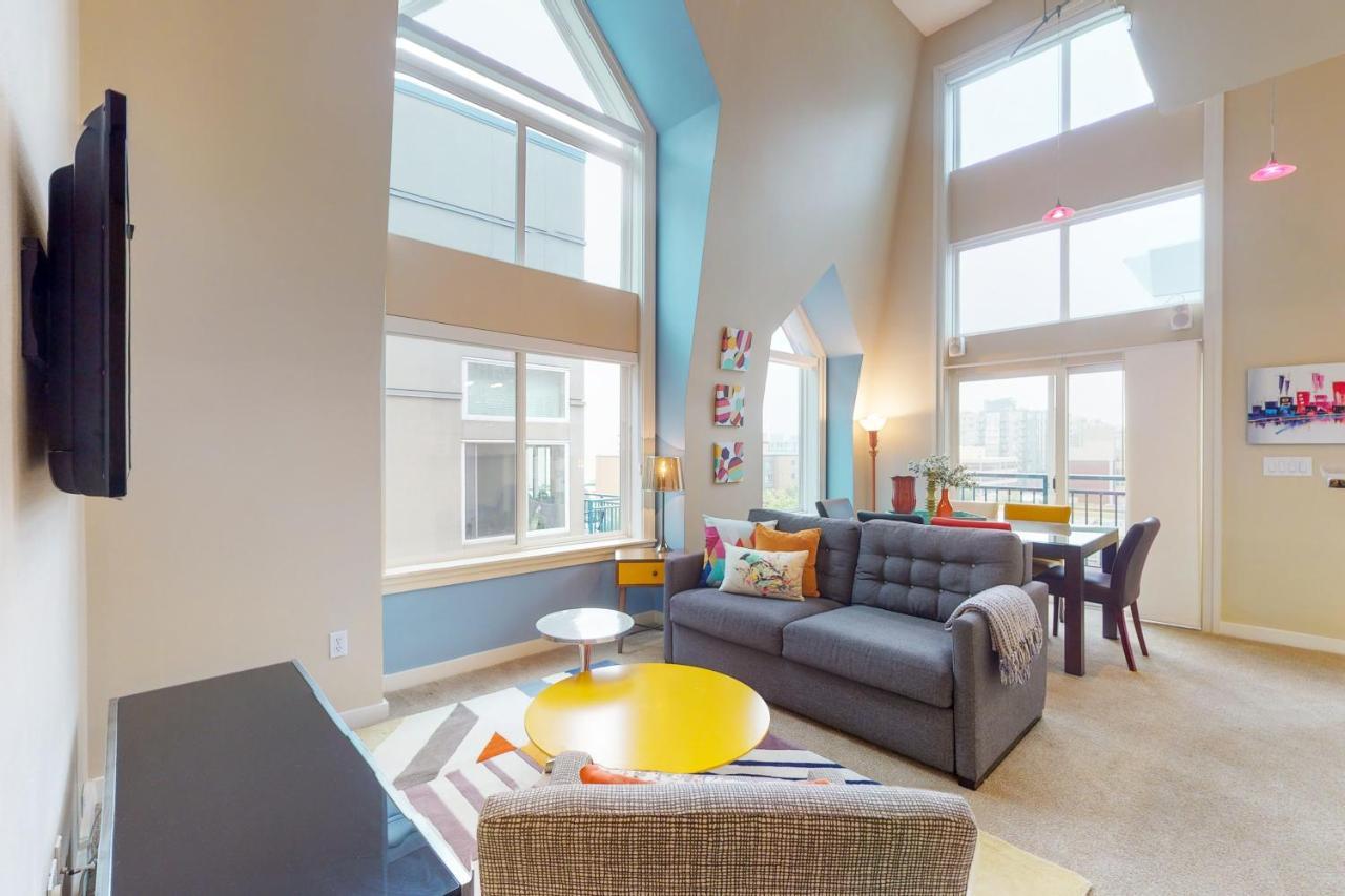 Belltown Court Sunset Suite ซีแอตเทิล ภายนอก รูปภาพ